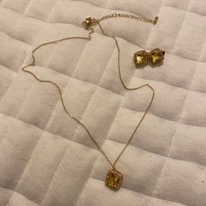 Earrings and necklace; false citrine